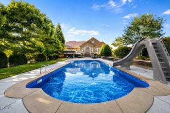 2601 Littleleaf Ln, Hillsborough, NC 27278