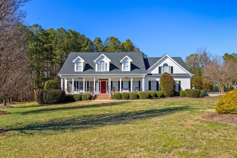 2601 Stonewalk Ct, Zebulon, NC 27597