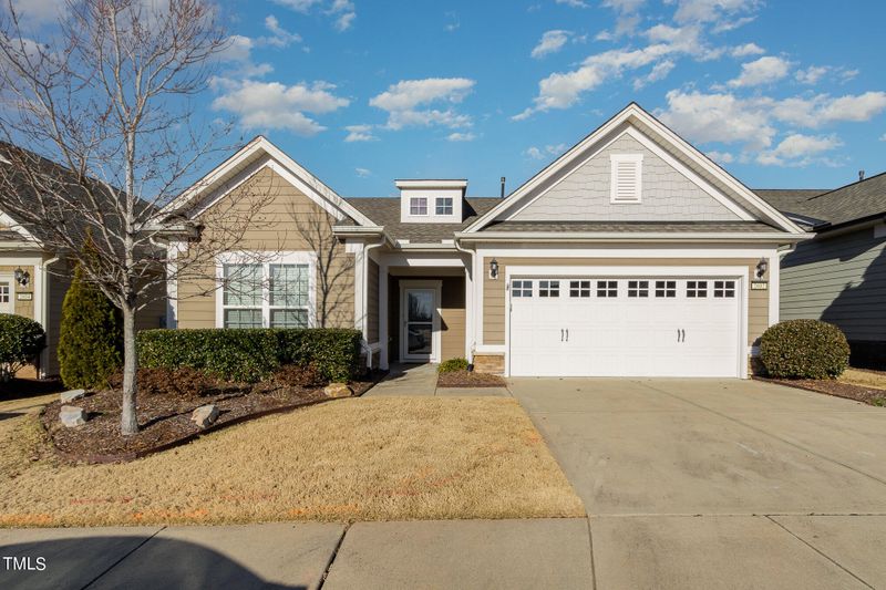 2602 Bloomsbury Manor Dr, Durham, NC 27703
