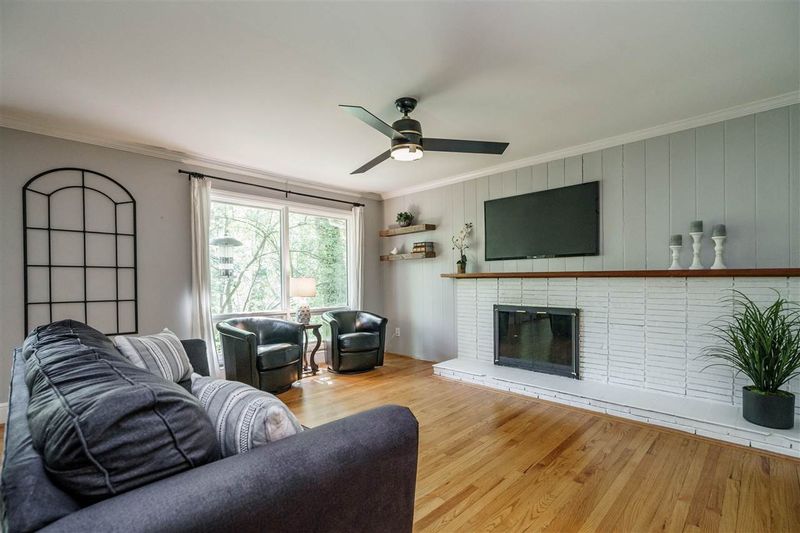 2604 Barmettler St, Raleigh, NC 27607