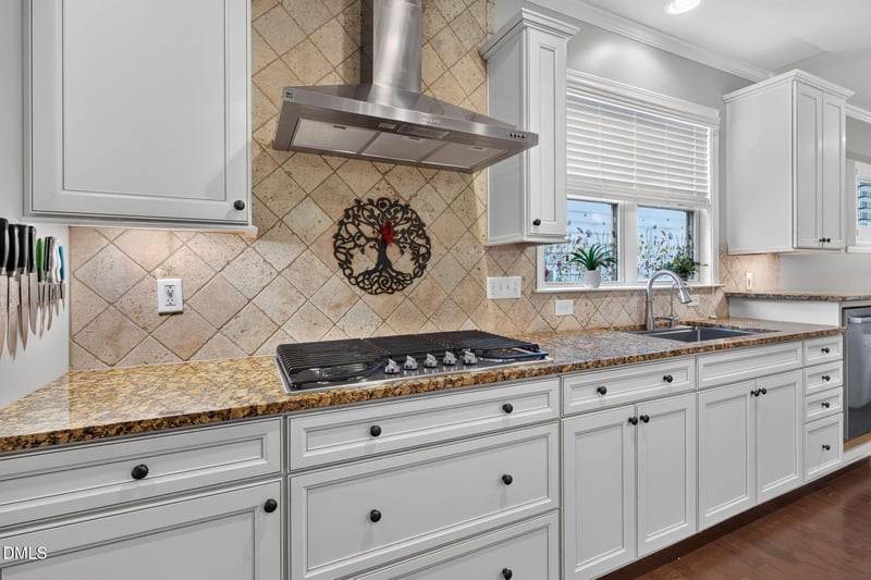 2604 Bloomsbury Manor Dr, Durham, NC 27703