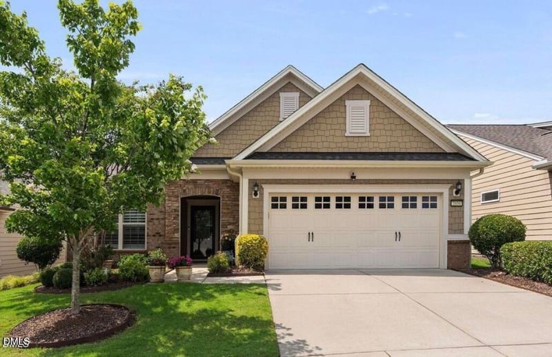 2604 Bloomsbury Manor Dr, Durham, NC 27703
