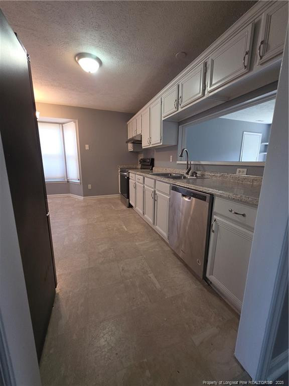 2604 Burke Ln, Fayetteville, NC 28306