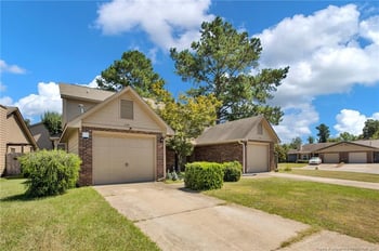 2604 Burke Ln, Fayetteville, NC 28306