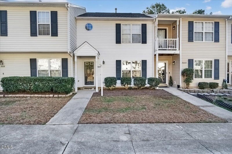 2604 Dwight Pl, Raleigh, NC 27610