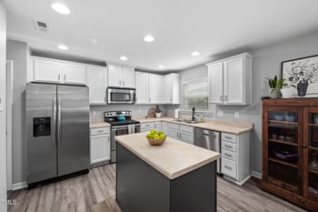2604 Fortrose Ln, Fuquay Varina, NC 27526
