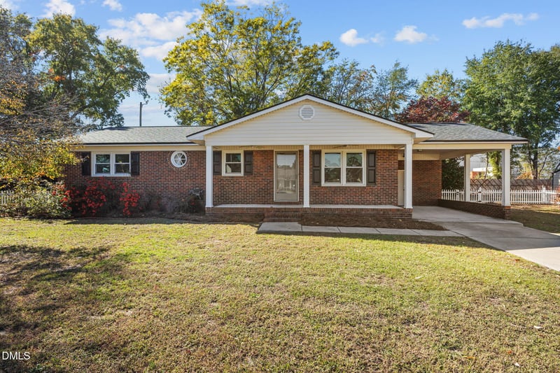 2604 Geneva Ct, Fayetteville, NC 28306