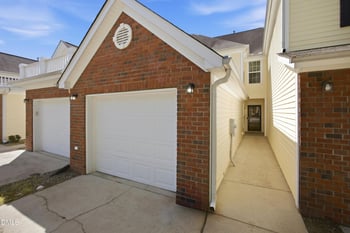 2604 Vega Ct, Raleigh, NC 27614