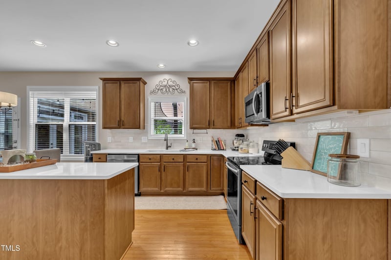 2605 Bloomsberry Ridge Dr, Fuquay Varina, NC 27526