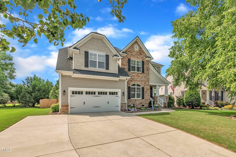 2605 Bloomsberry Ridge Dr, Fuquay Varina, NC 27526