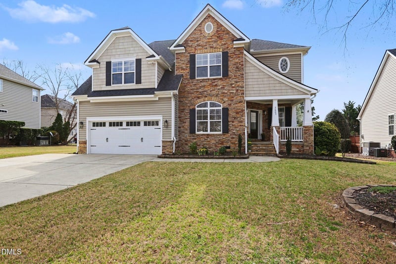 2605 Bloomsberry Ridge Dr, Fuquay Varina, NC 27526