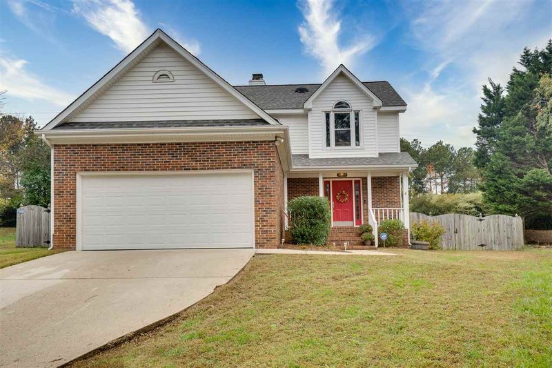 2605 Denbigh Ct, Raleigh, NC 27604