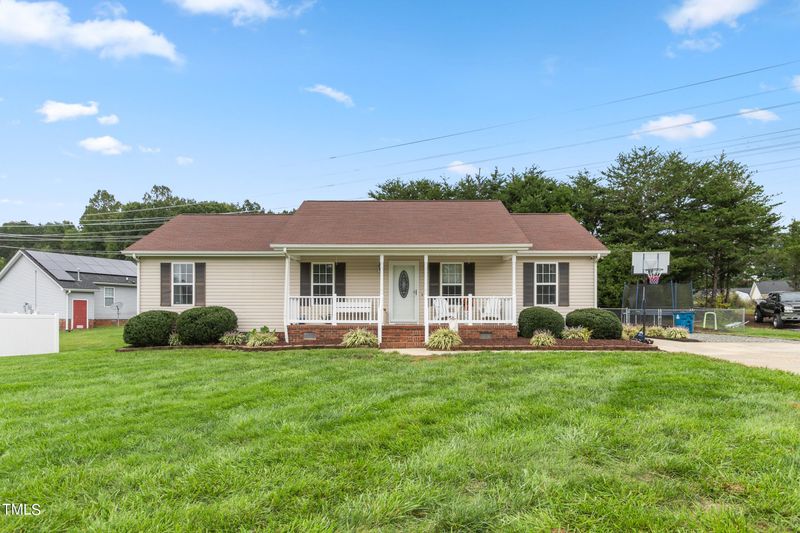 2605 Durham Meadows Ct, Burlington, NC 27217