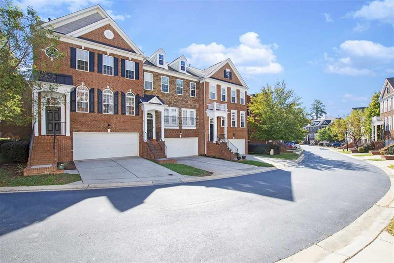 2605 Laurelcherry St, Raleigh, NC 27612