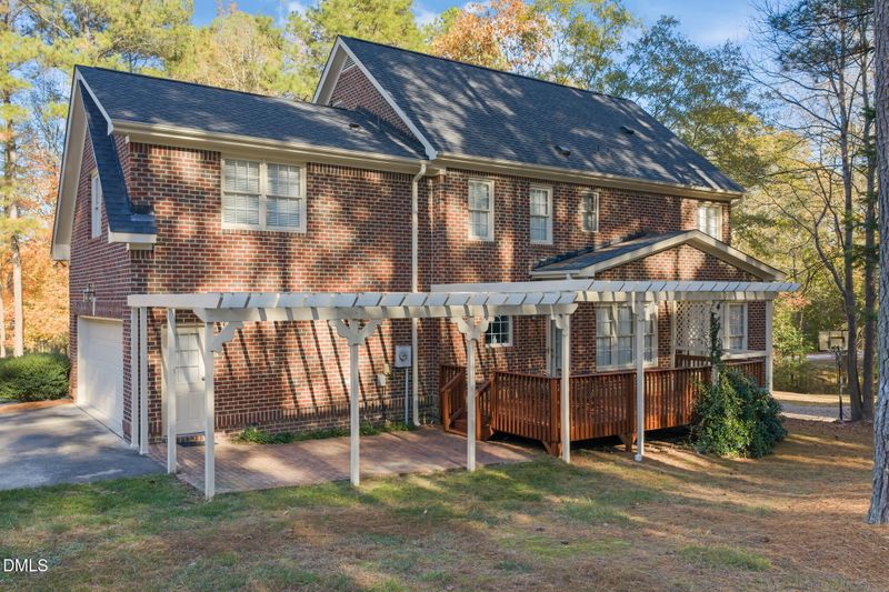 2605 Lizei St, Raleigh, NC 27616