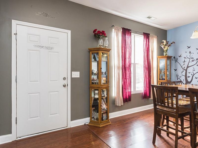 2605 Macdougall Dr, Burlington, NC 27217