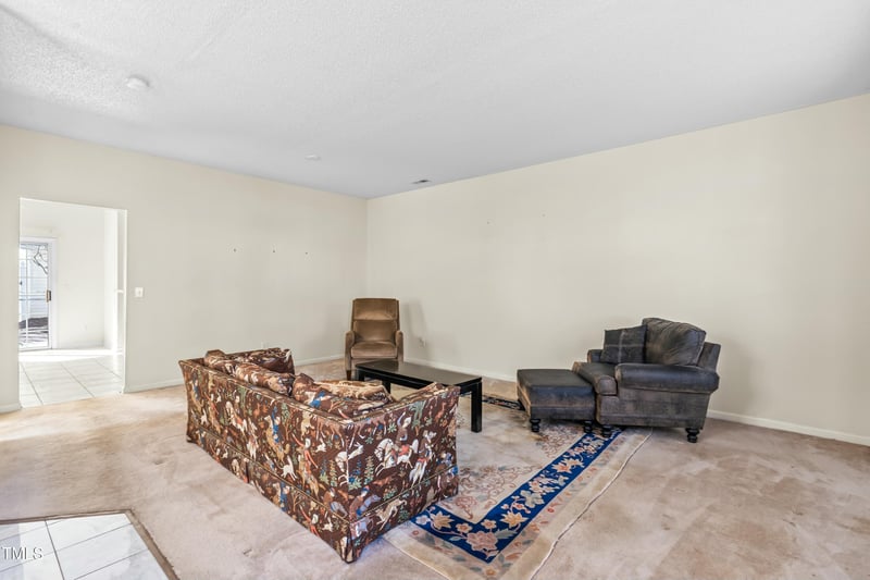 2606 Garden Knoll Ln, Raleigh, NC 27614