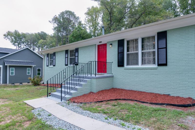 2606 Holloway St, Durham, NC 27703