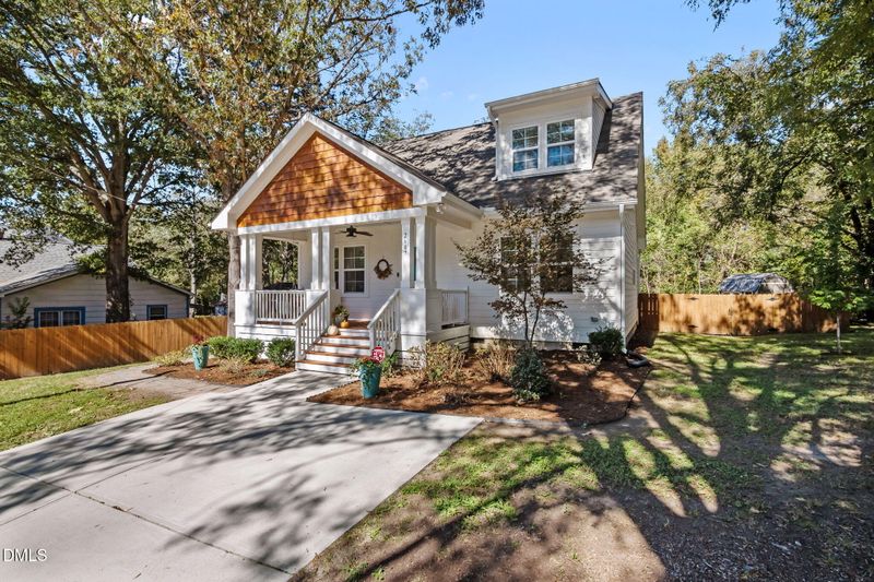 2607 Ashe St, Durham, NC 27703