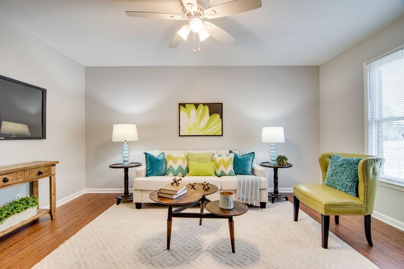 2607 Camellia Dr, Durham, NC 27705