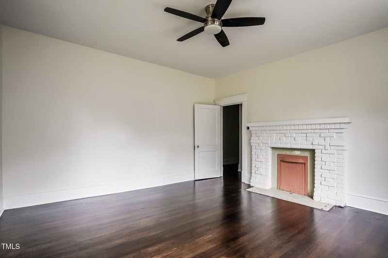 2607 Chapel Hill Rd, Durham, NC 27707