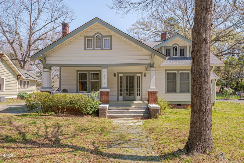 2607 Chapel Hill Rd, Durham, NC 27707