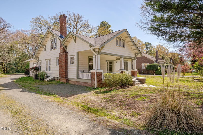 2607 Chapel Hill Rd, Durham, NC 27707