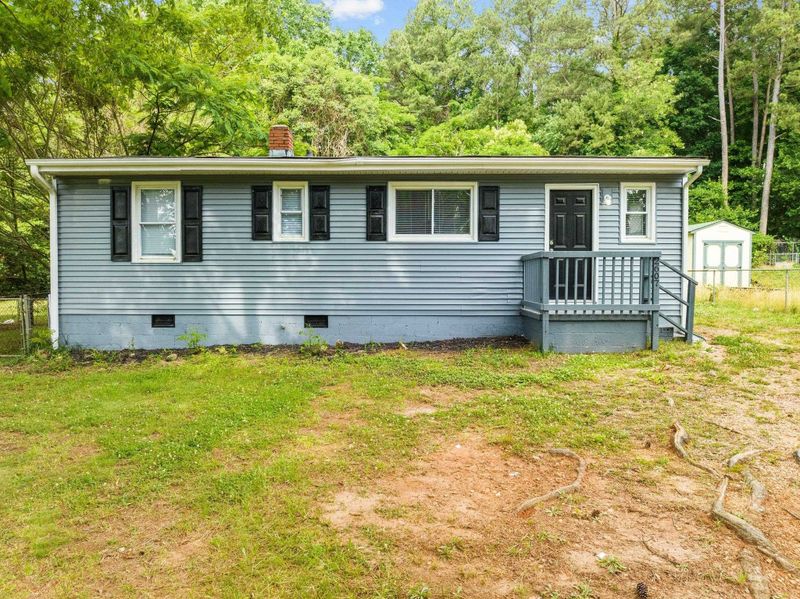 2607 Cherry Cir, Raleigh, NC 27603