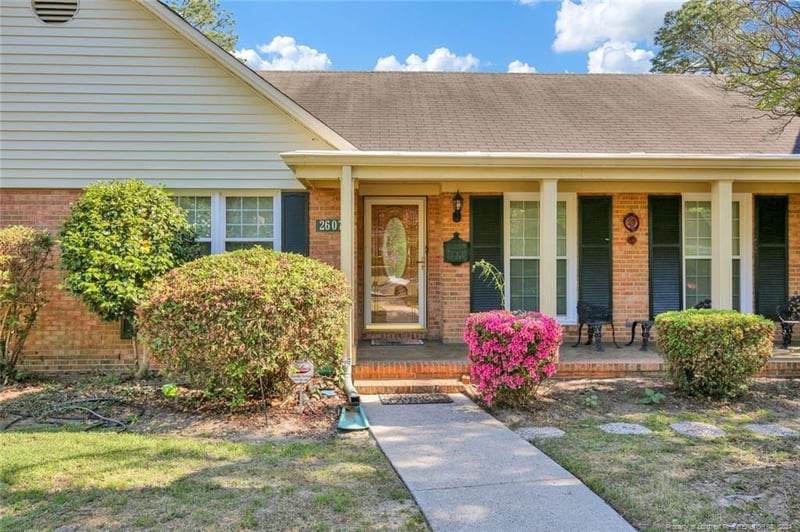 2607 Elmhurst Dr, Fayetteville, NC 28304