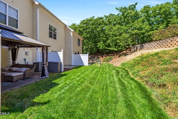 2607 Hamlet Green Dr, Raleigh, NC 27614