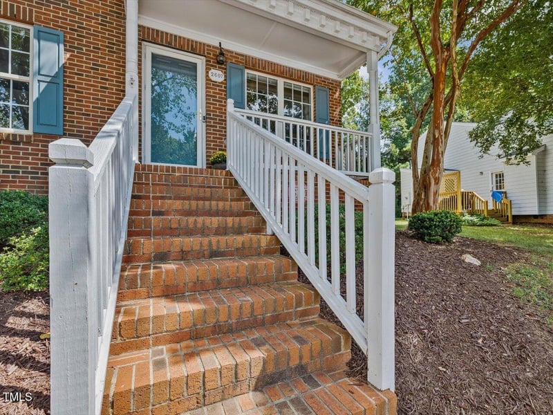 2607 Sterling Park Dr, Raleigh, NC 27603