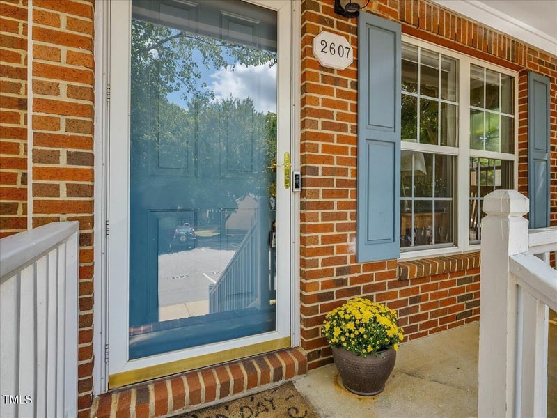 2607 Sterling Park Dr, Raleigh, NC 27603