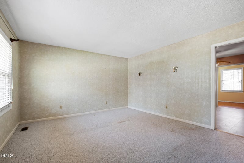 2608 Adcox Pl, Raleigh, NC 27610