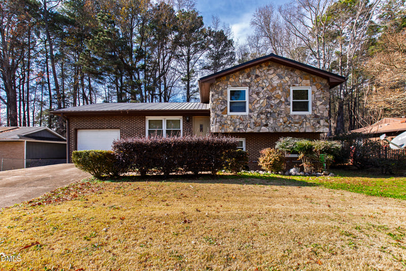 2608 Adcox Pl, Raleigh, NC 27610