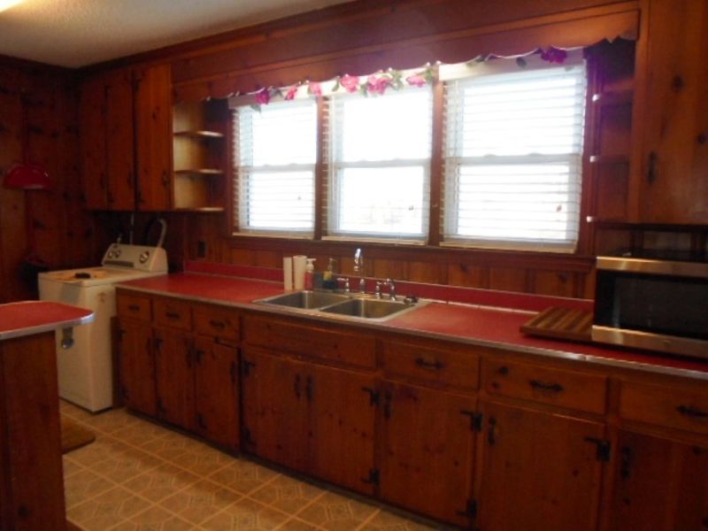 2608 Cameron Dr, Sanford, NC 27332