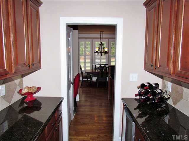 2608 Drommore Ln, Raleigh, NC 27614