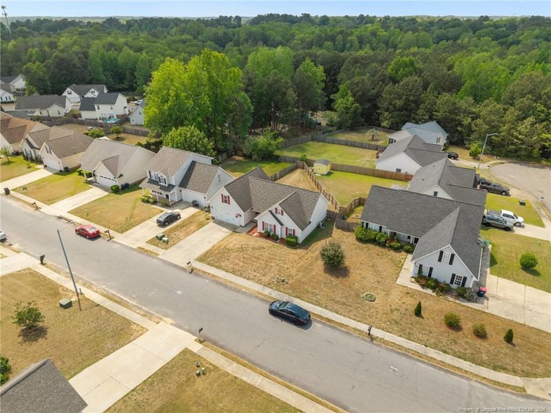 2608 Gressitt Point Ln, Fayetteville, NC 28306