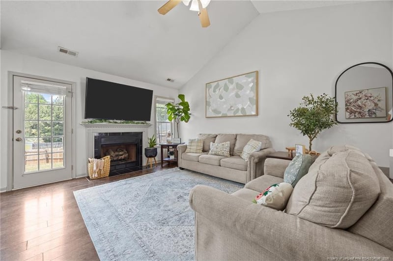 2608 Gressitt Point Ln, Fayetteville, NC 28306