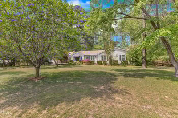 2608 Knightwood Rd, Fuquay Varina, NC 27526