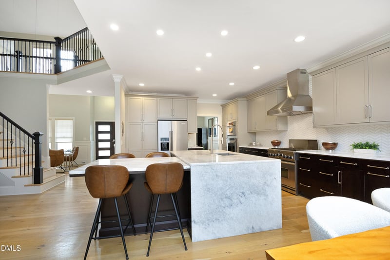 2608 St Marys St, Raleigh, NC 27609