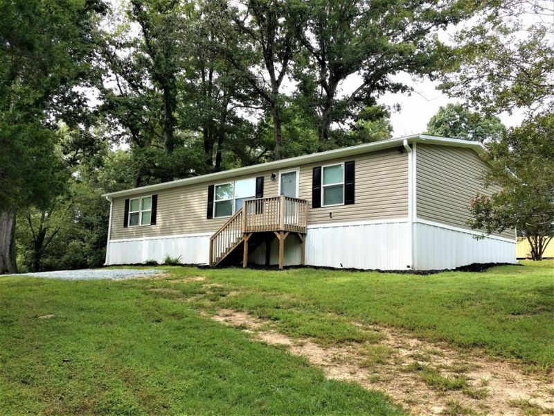 2608 Vaughn Ln, Burlington, NC 27217