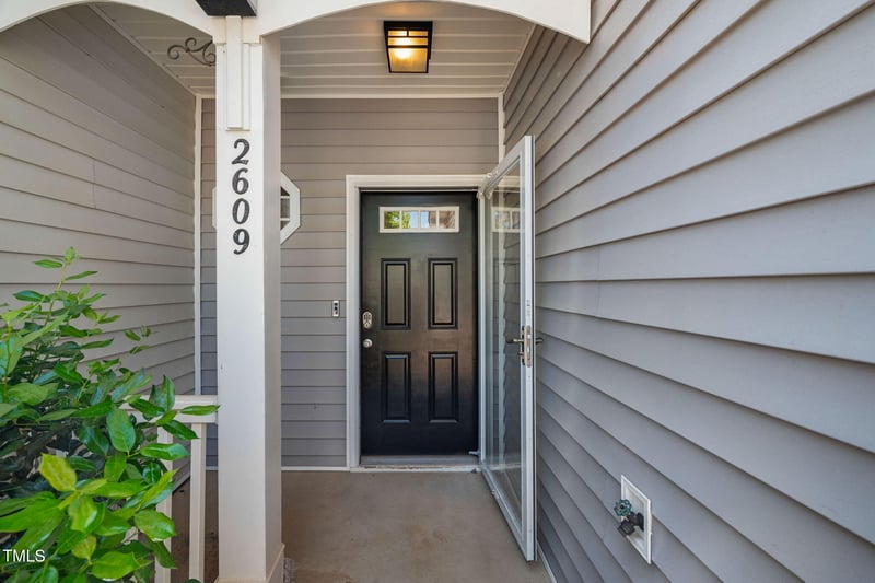 2609 Asher View Ct, Raleigh, NC 27606