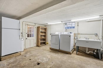 2609 Davis St, Raleigh, NC 27608