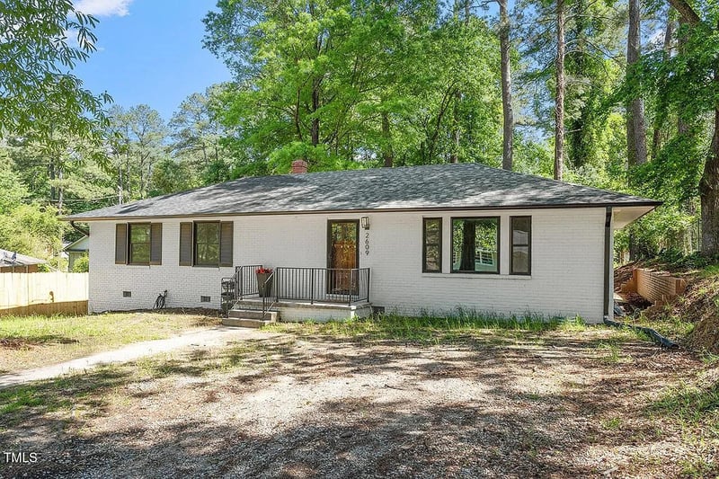 2609 Elmhurst Cir, Raleigh, NC 27610