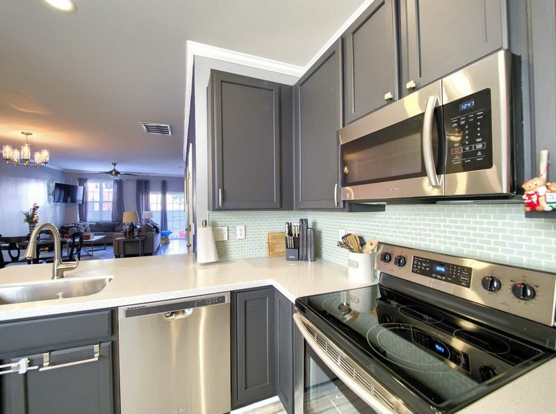 2609 Forest Shadows Ln, Raleigh, NC 27614