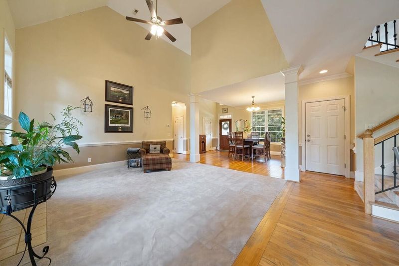 2609 Forestbluff Dr, Fuquay Varina, NC 27526