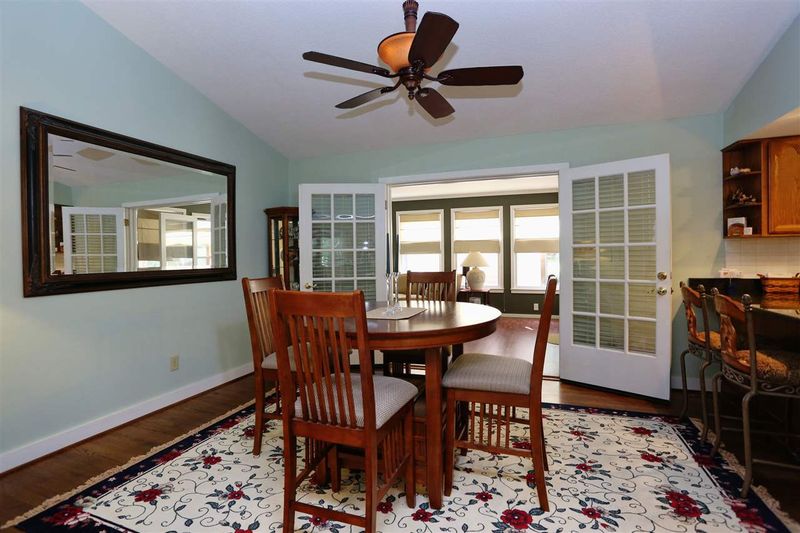2609 Salisbury Plain Rd, Raleigh, NC 27613