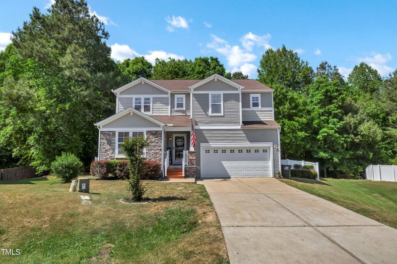 261 Chadford Pl, Clayton, NC 27520