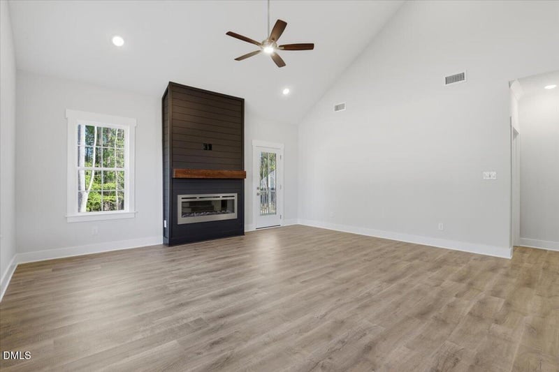 261 Cherrybirch Ln, Zebulon, NC 27597