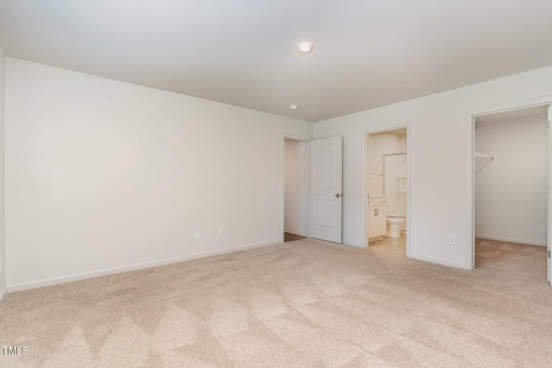 261 Johnson Ridge Way, Four Oaks, NC 27524